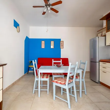 Apartment Cozy - House A 100 M Dal Mare E Parcheggio Privato By Ape Torre Canne