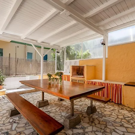 Cozy - House A 100 M Dal Mare E Parcheggio Privato By Ape Apartment *